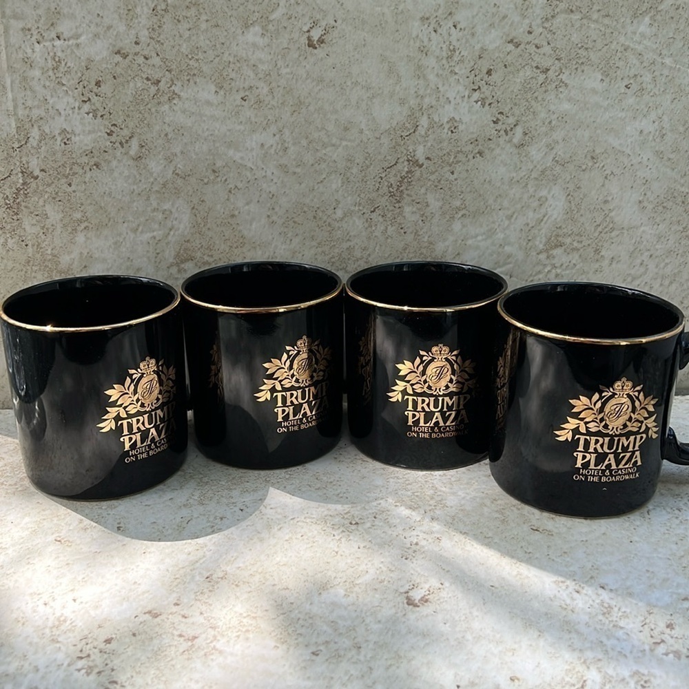 Trump Plaza Hotel Casino Atlantic City NJ Vintage Coffee Mug Full Set